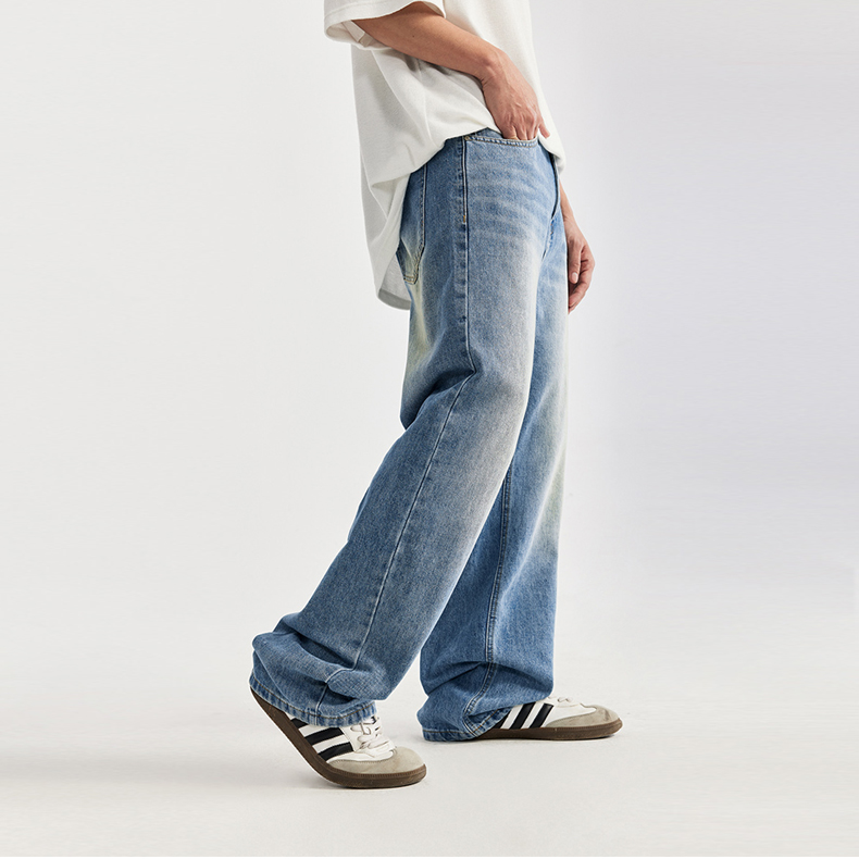 Wash wash jeans on the side